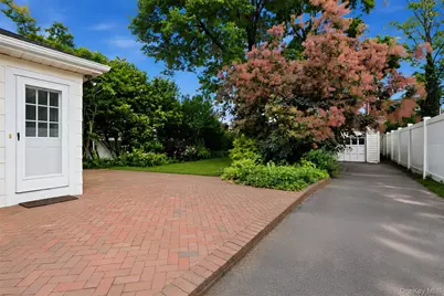 180 Primrose Road, Williston Park, NY 11596 - Photo 22