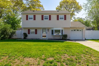 12 Ontario Street, Port Jefferson Station, NY 11776 - Photo 2