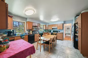 13 Kupperman Ln, Monsey, NY 10952 - Photo 20