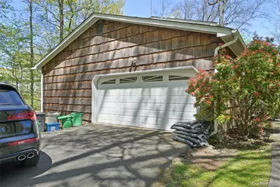 13 Kupperman Lane, Monsey, NY 10952 - Photo 4