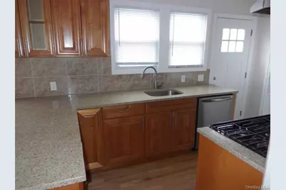 72 Florida Street, Long Beach, NY 11561 - Photo 2