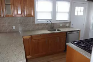 72 Florida St, Long Beach, NY 11561 - Photo 2