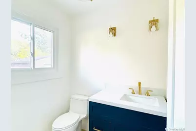 91 Circuit Road, Bellport, NY 11713 - Photo 6