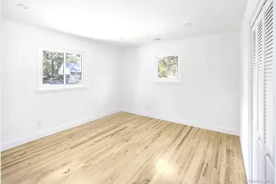 91 Circuit Road, Bellport, NY 11713 - Photo 8