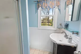 1321 Thompson Dr, Bay Shore, NY 11706 - Photo 12