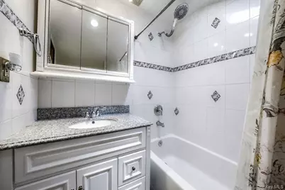 51-78 72nd Place, Maspeth, NY 11377 - Photo 22