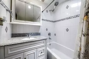 51-78 72nd Pl, Maspeth, NY 11377 - Photo 22