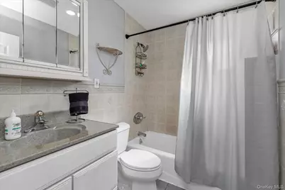 2457 Williams Court, Bellmore, NY 11710 - Photo 16