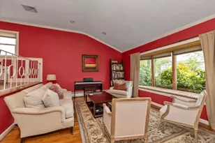 2542 Park Pl, Bellmore, NY 11710 - Photo 2