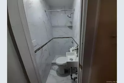 159-32 Normal Road #2nd floor, Jamaica, NY 11432 - Photo 8