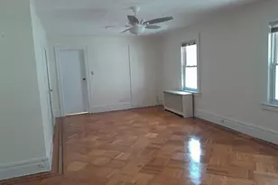 159-32 Normal Rd, Jamaica, NY 11432 - Photo 10