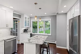 22 W Maple Rd, Greenlawn, NY 11740 - Photo 32