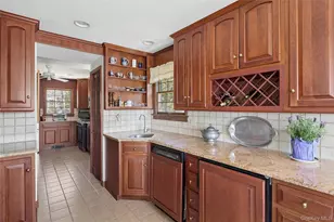 100 Crescent St, Sag Harbor, NY 11963 - Photo 6