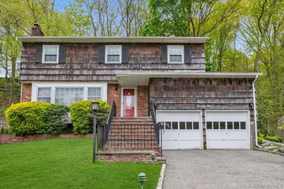 21 Beech Place, Huntington, NY 11743 - Photo 1