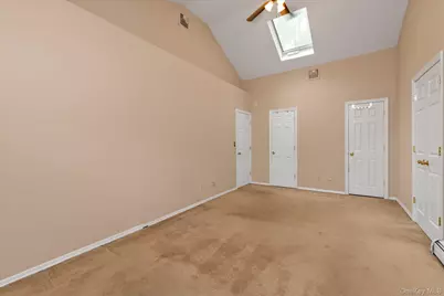 21 Beech Place, Huntington, NY 11743 - Photo 14