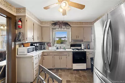 75-01 88th Street, Glendale, NY 11385 - Photo 30