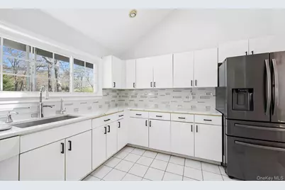 57 Bellows Terrace, Hampton Bays, NY 11946 - Photo 10