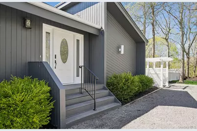 57 Bellows Terrace, Hampton Bays, NY 11946 - Photo 4