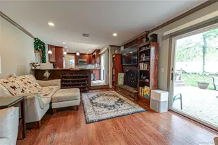 17 Lodge Ln, Miller Place, NY 11764 - Photo 14