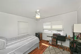 36 Millwood Ln, Merrick, NY 11566 - Photo 14
