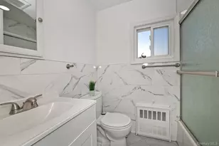 36 Millwood Ln, Merrick, NY 11566 - Photo 18