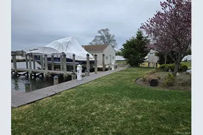 121 Ocean Avenue, Massapequa, NY 11758 - Photo 22