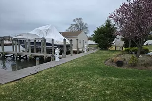 121 Ocean Ave, Massapequa, NY 11758 - Photo 22