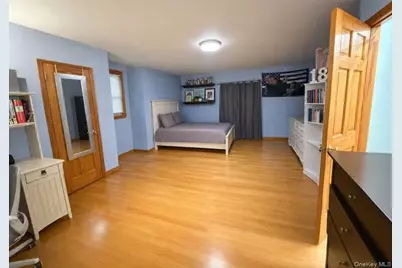 121 Ocean Avenue, Massapequa, NY 11758 - Photo 12