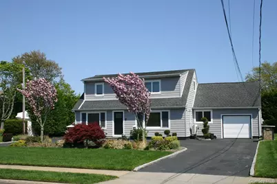 121 Ocean Avenue, Massapequa, NY 11758 - Photo 4