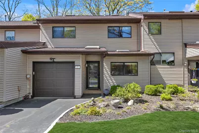 7 Northgate Court, Melville, NY 11747 - Photo 1