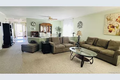 541 Stratford Lane, Ridge, NY 11961 - Photo 6