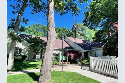 541 Stratford Lane, Ridge, NY 11961 - Photo 20