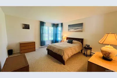 541 Stratford Lane, Ridge, NY 11961 - Photo 12