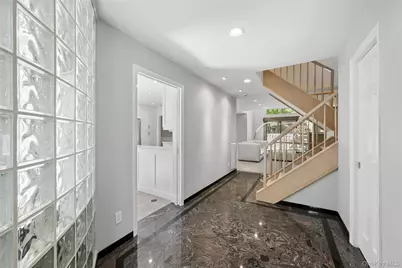 42 Country Club Drive #42, Jericho, NY 11753 - Photo 2