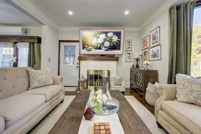 63 Buckingham Place, Lynbrook, NY 11563 - Photo 6