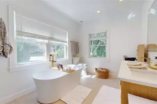 5 Halsey Ave, East Quogue, NY 11942 - Photo 6