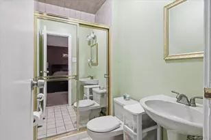 10 Calico Tree Ln, Coram, NY 11727 - Photo 12