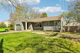 39 Harrison Ave, Centereach, NY 11720 - Photo 2