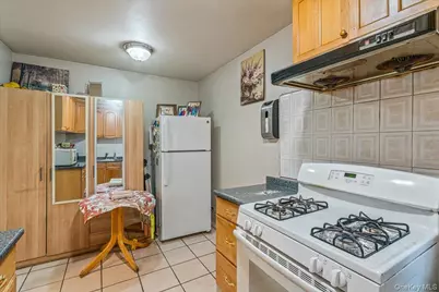 144-55 Melbourne Ave #2E, Flushing, NY 11367 - Photo 14