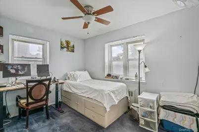 144-55 Melbourne Ave #2E, Flushing, NY 11367 - Photo 10