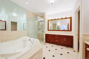 14 Belvedere Ct, North Hills, NY 11030 - Photo 20