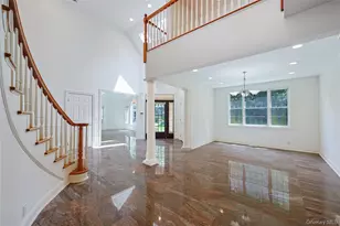 14 Belvedere Ct, North Hills, NY 11030 - Photo 6