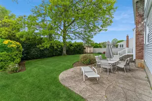 2 2nd Ave, Farmingdale, NY 11735 - Photo 14
