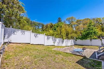 27 Garden Road, Sound Beach, NY 11789 - Photo 34