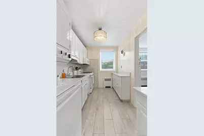 6116 Little Neck Parkway #936, Little Neck, NY 11362 - Photo 12