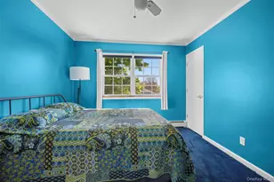 25 Bolton St, Lindenhurst, NY 11757 - Photo 26