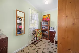 25 Bolton St, Lindenhurst, NY 11757 - Photo 24
