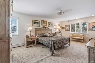 18 Lincoln Ave, Dix Hills, NY 11746 - Photo 20