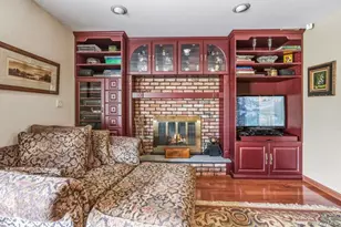 18 Lincoln Ave, Dix Hills, NY 11746 - Photo 18