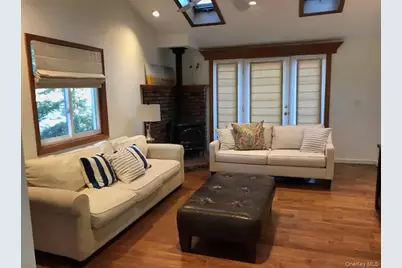 41 Columbine Avenue N, Hampton Bays, NY 11946 - Photo 16
